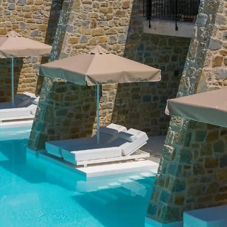 Athina With Direct Pool Access - Gh8 Gialova