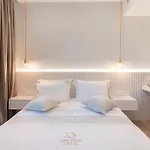 Athina With Direct Pool Access - Gh8 Apartment Gialova