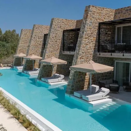 Athina With Direct Pool Access - Gh8 Gialova