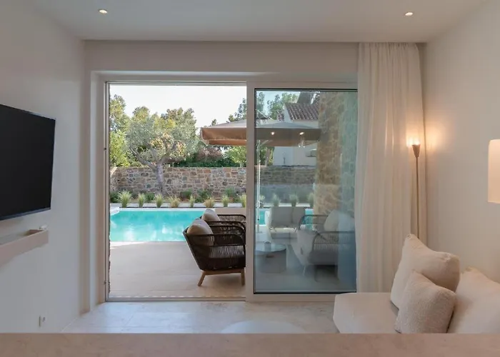 Athina With Direct Pool Access - Gh8 *