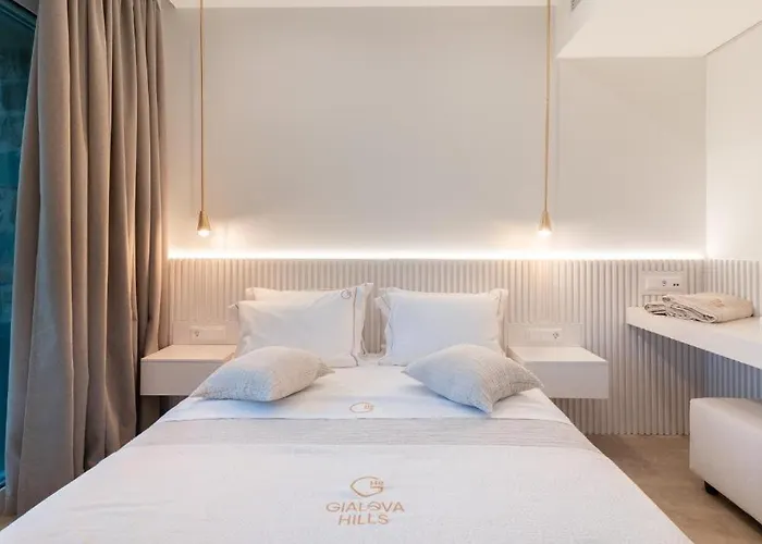 Athina With Direct Pool Access - Gh8 Apartament Gialova
